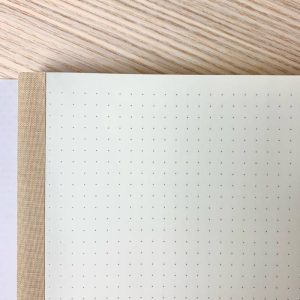 [P13] planery, notesy, journaling; notes; P13; 180x220 mm wymiar; 96 kartek; w kropki; brązowy; Notatnik premium Drzwi - obrazek 3